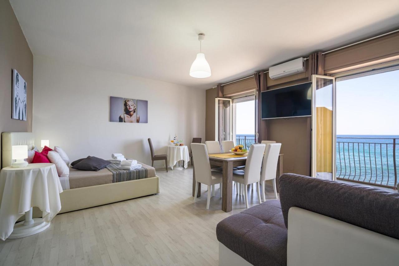 Loft Panorama Di Naxos Apartment จีอาร์ดีนี นักซอส ภายนอก รูปภาพ