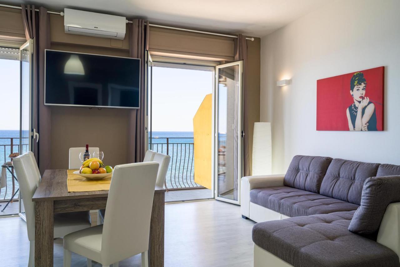 Loft Panorama Di Naxos Apartment จีอาร์ดีนี นักซอส ภายนอก รูปภาพ