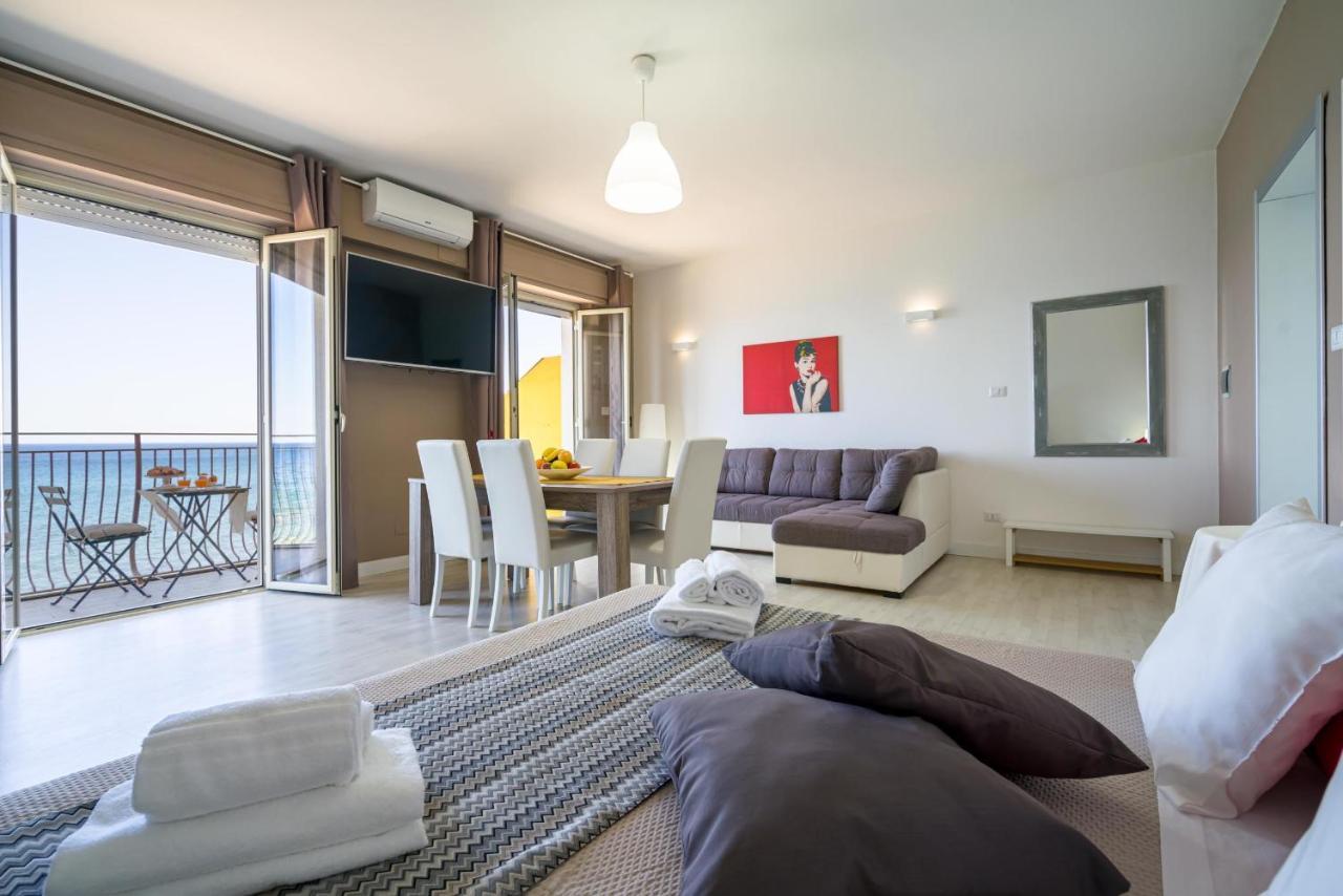 Loft Panorama Di Naxos Apartment จีอาร์ดีนี นักซอส ภายนอก รูปภาพ